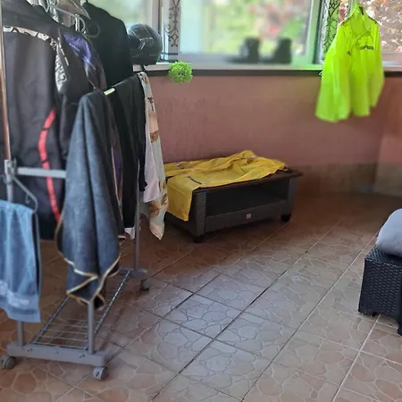 Apple Paradise, House Of Mirrors, Self Check-in, Free Parking * Riga